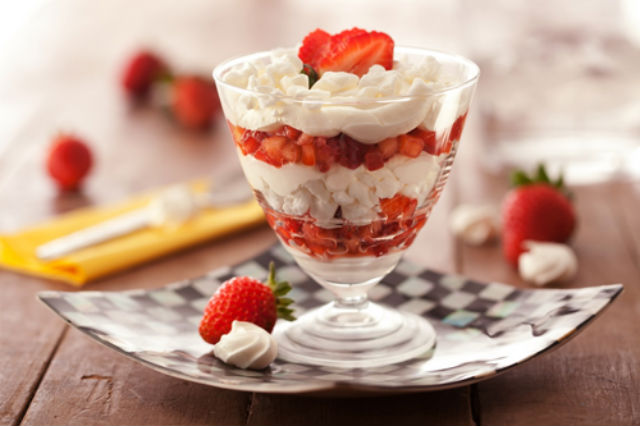Merengue de morango diet