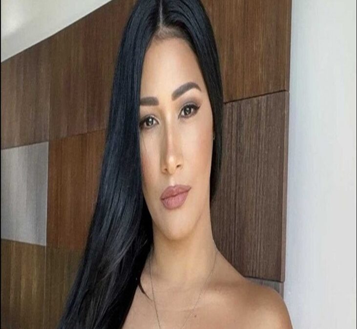 Foto quente! Simaria deixa vazar parte íntima no Instagram.Confira.